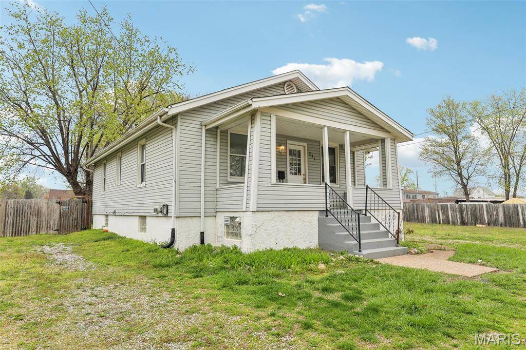 St Louis, MO 63125,241 Dammert AVE