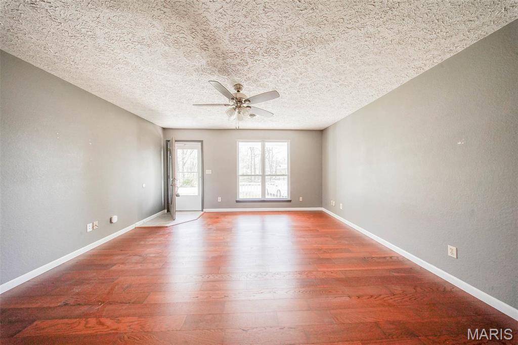 St James, MO 65559,51 Jana LN
