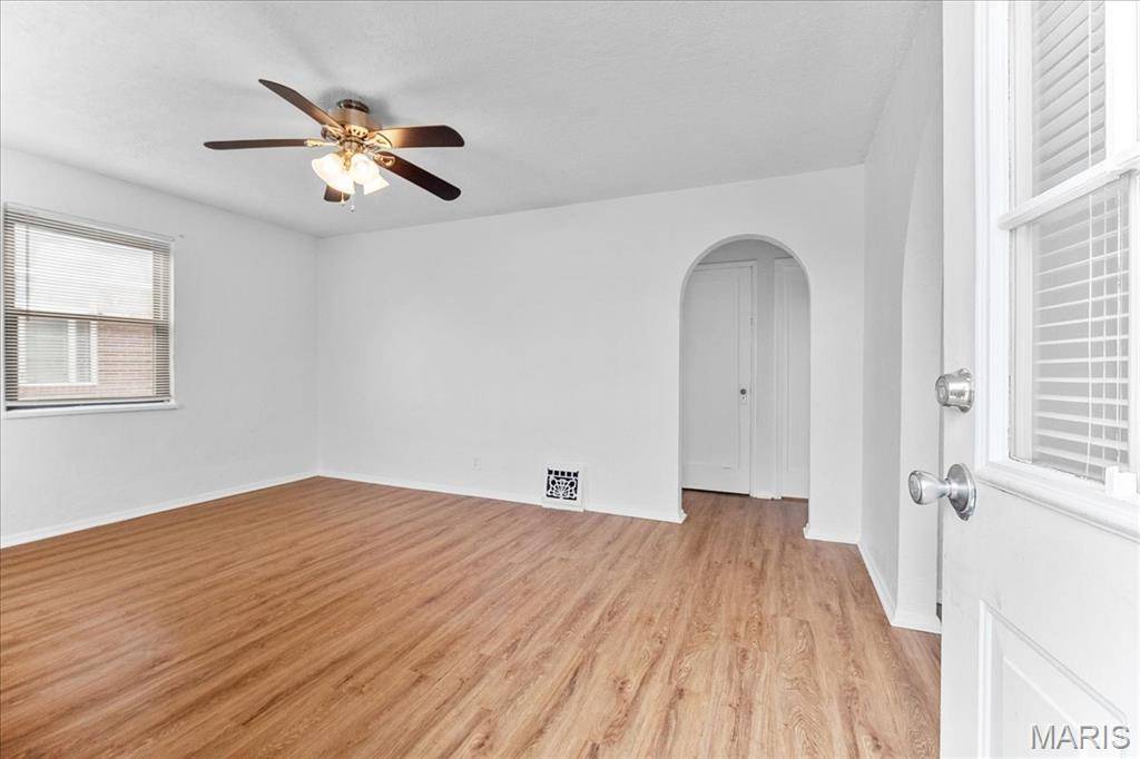 Mehlville, MO 63125,330 Atlas DR