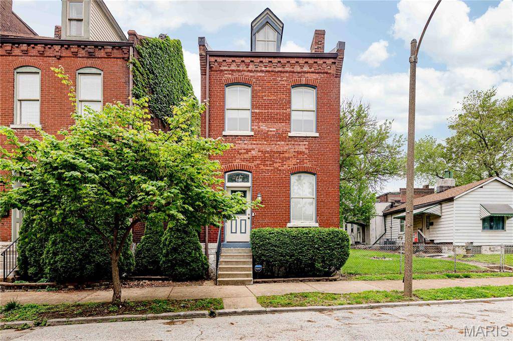 St Louis, MO 63118,2917 S 18th ST