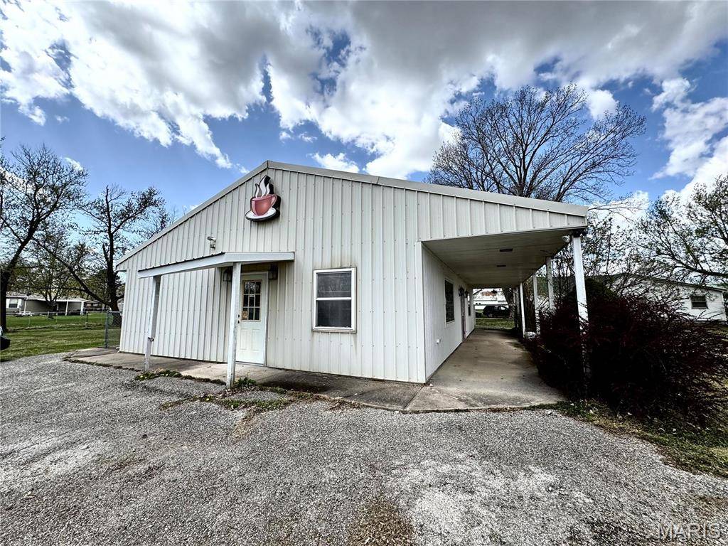 La Belle, MO 63447,201 State ST