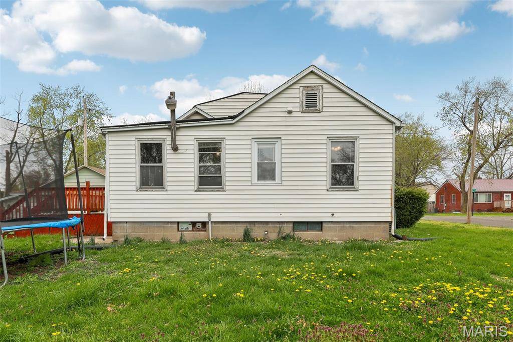 Litchfield, IL 62056,902 S Monroe ST