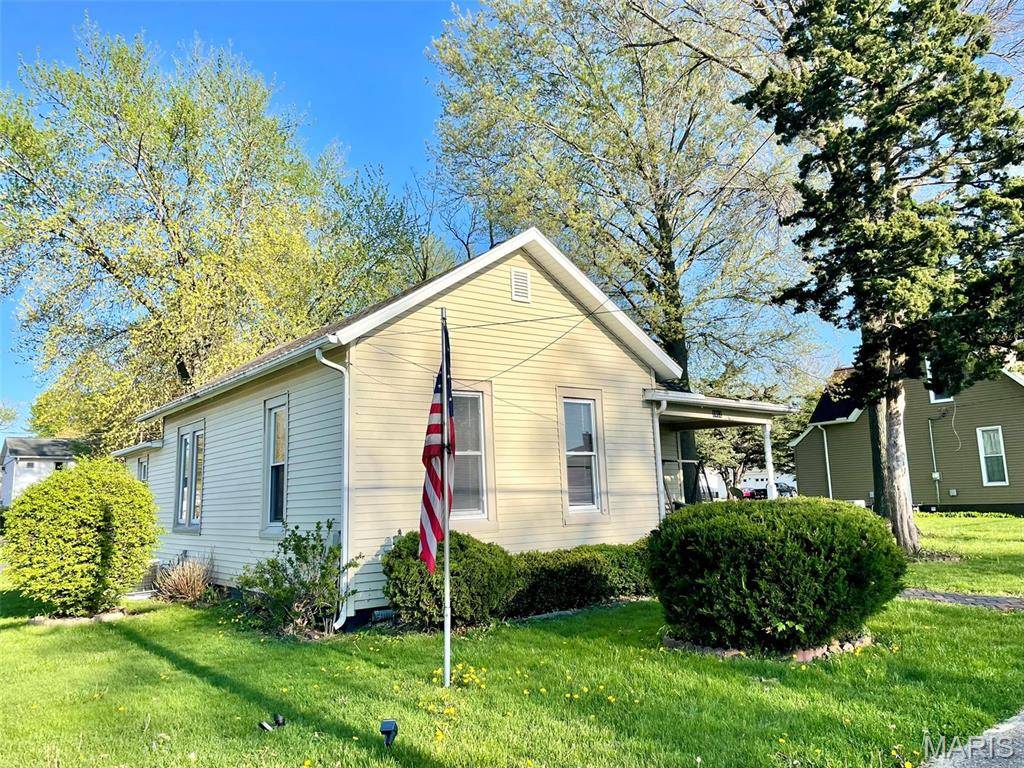 Litchfield, IL 62056,1012 N Madison ST