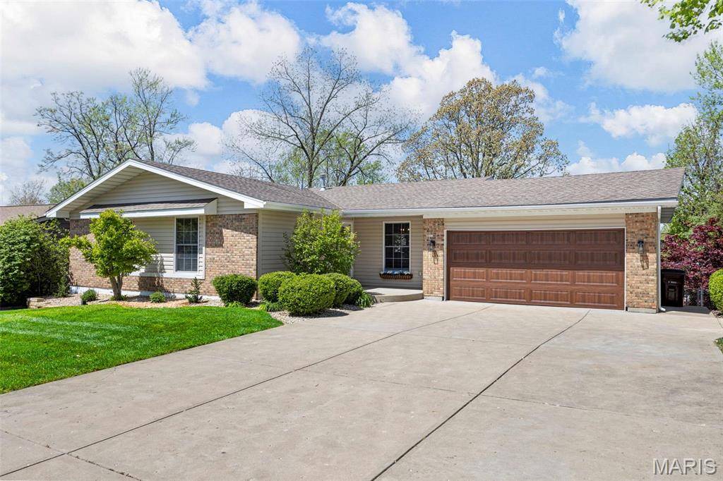 St Charles, MO 63301,329 Rebecca DR