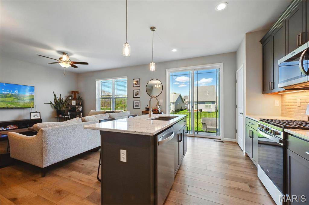 Eureka, MO 63025,359 Misthaven DR