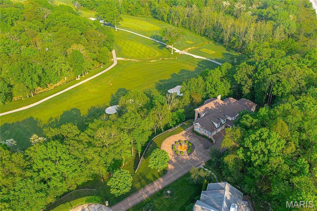 St Louis, MO 63127,9542 Country Club Grn