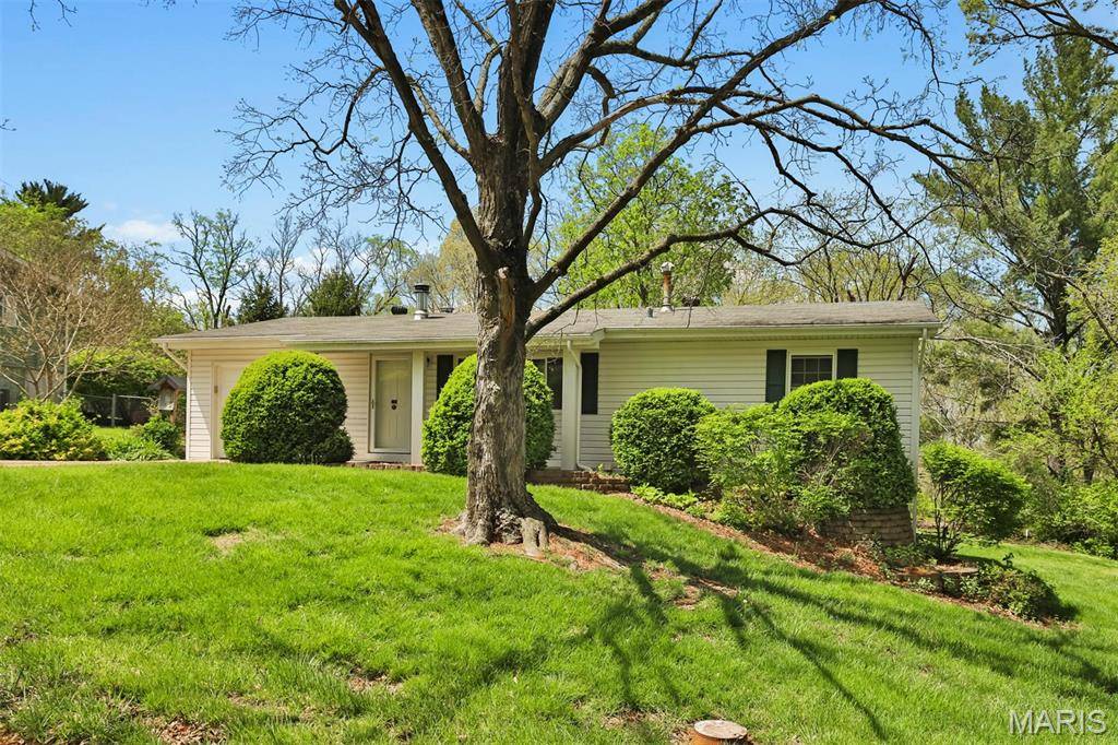 Eureka, MO 63025,49 High View DR