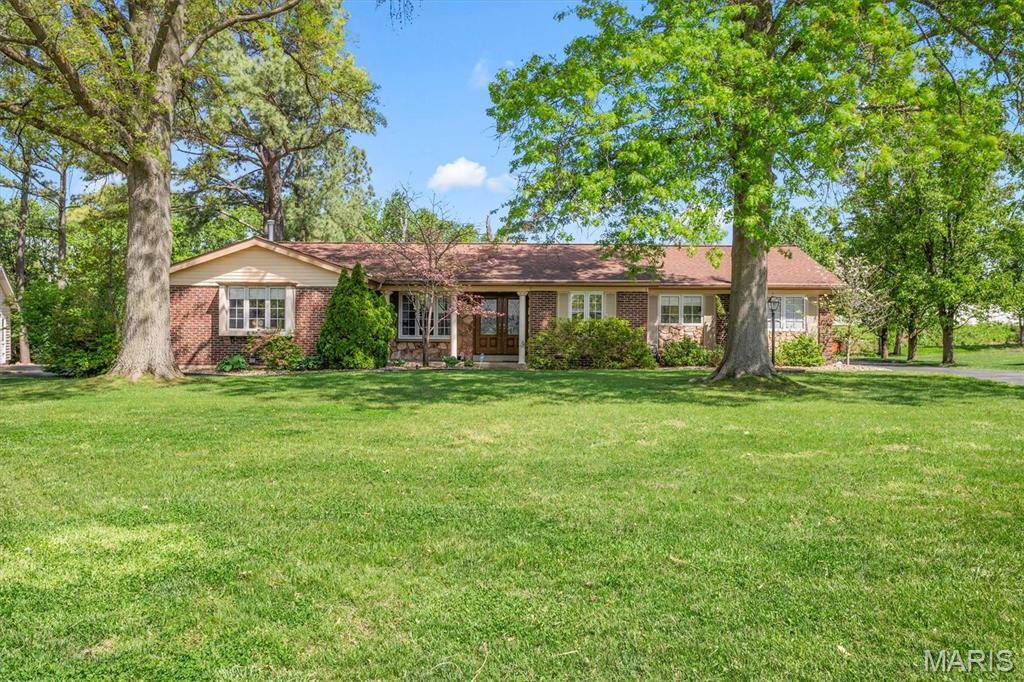 St Louis, MO 63128,11608 Rossmoor LN