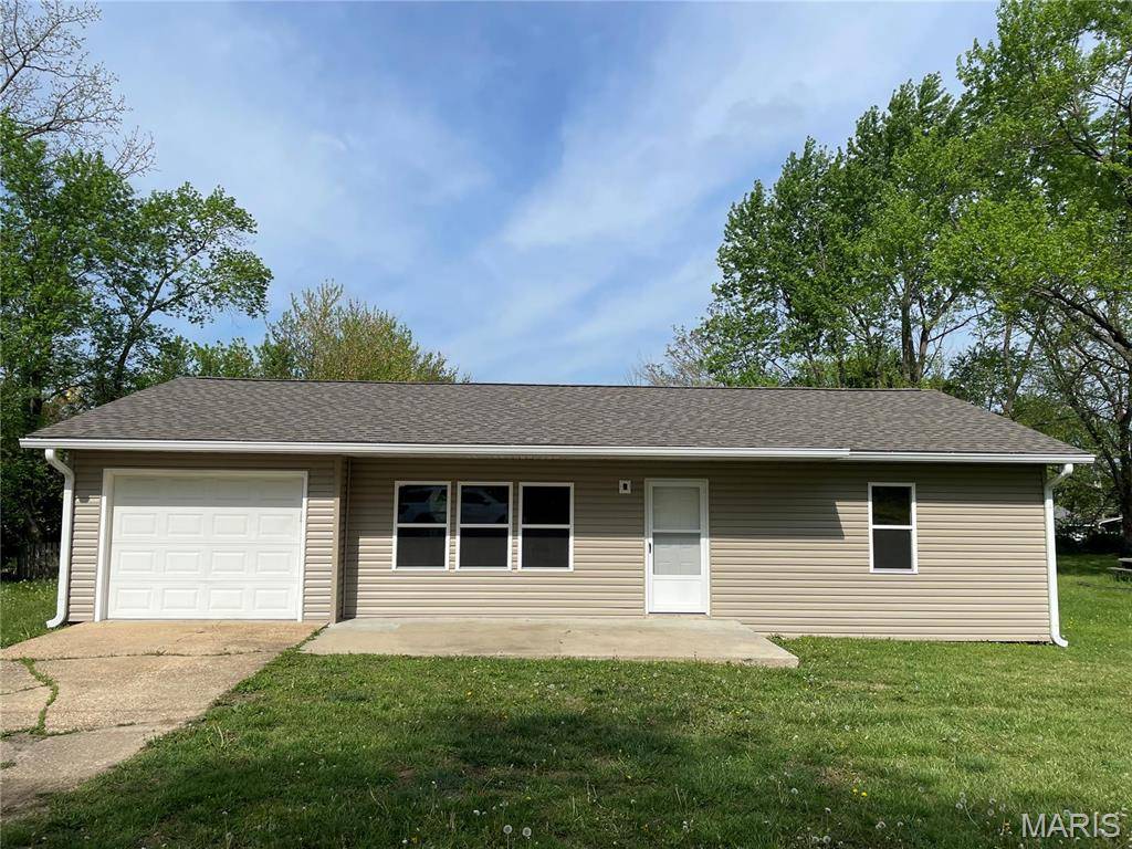 Salem, MO 65560,903 S Oak ST