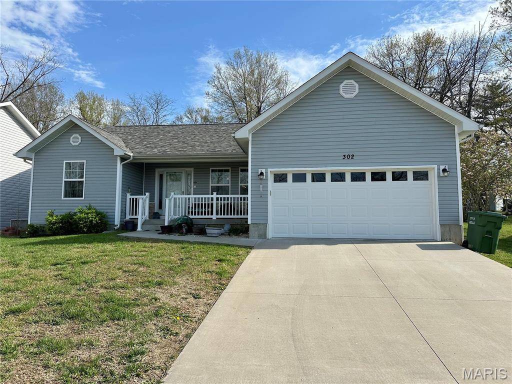 Rolla, MO 65401,302 Mossman LN