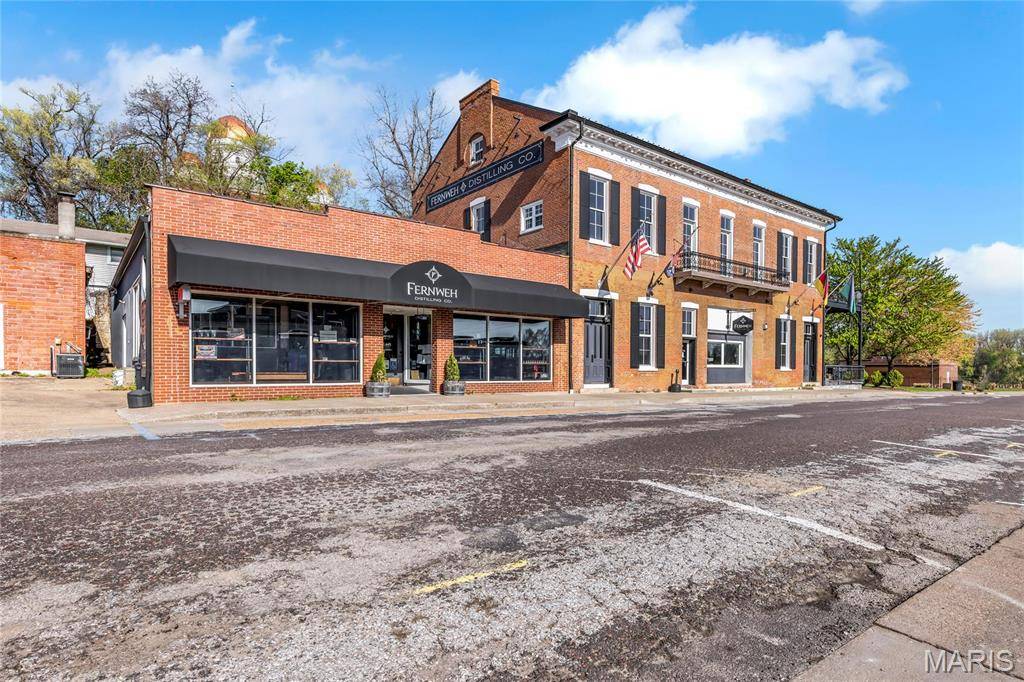 Hermann, MO 65041,4 Schiller ST