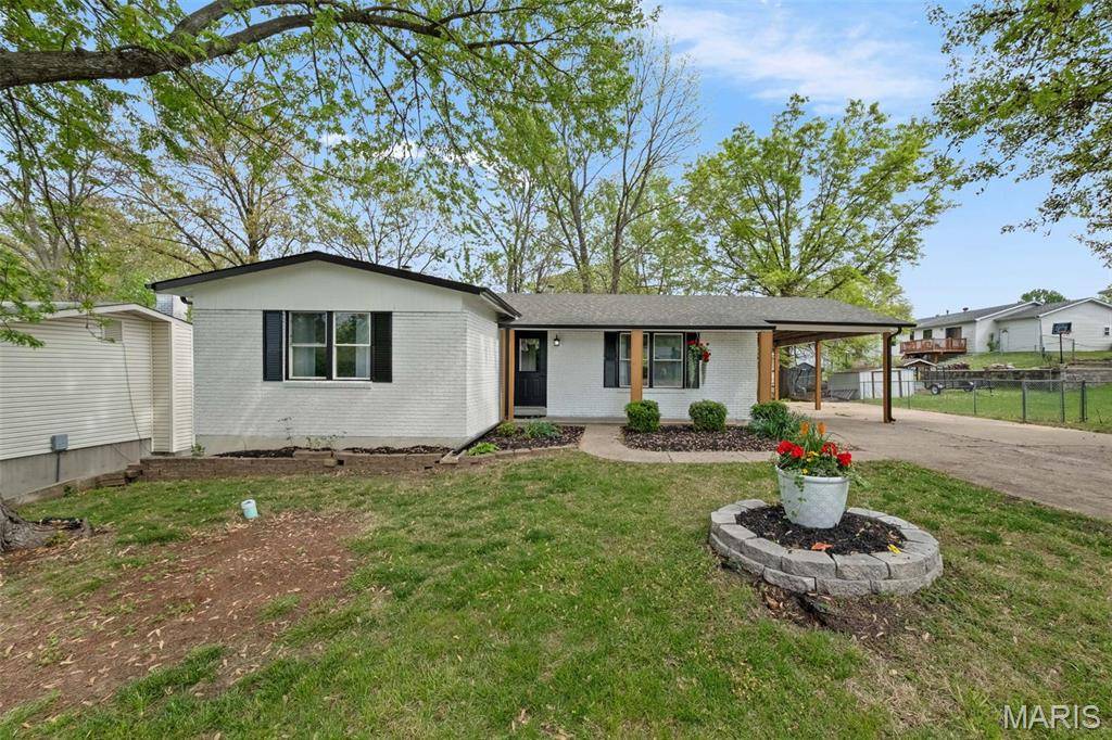 St Peters, MO 63376,43 Harris DR