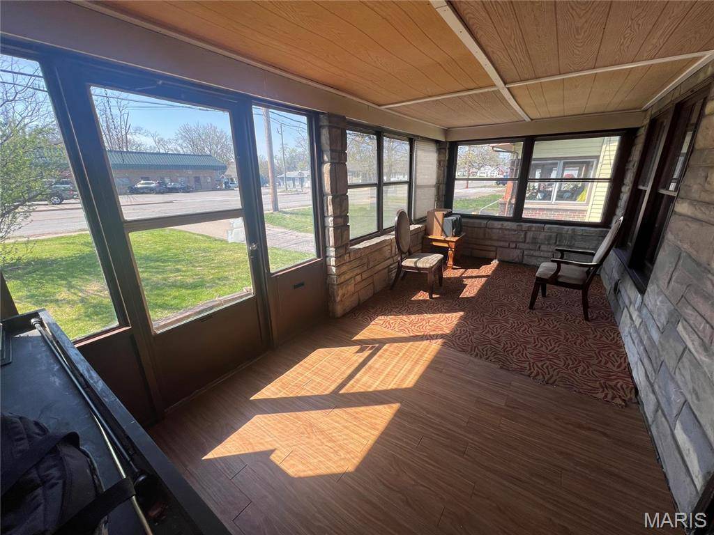 Alton, IL 62002,1107 Milton RD