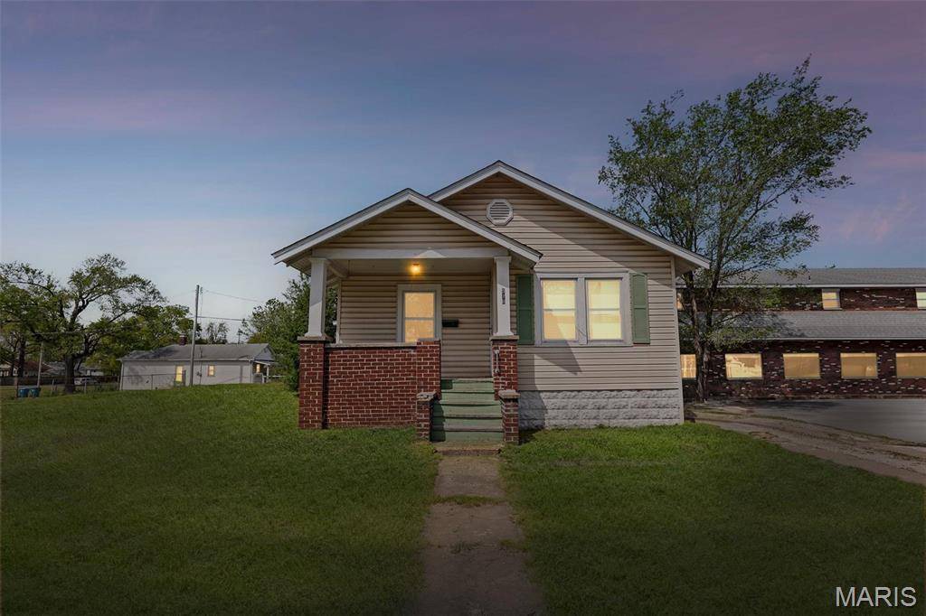 Wood River, IL 62095,516 N Wood River AVE