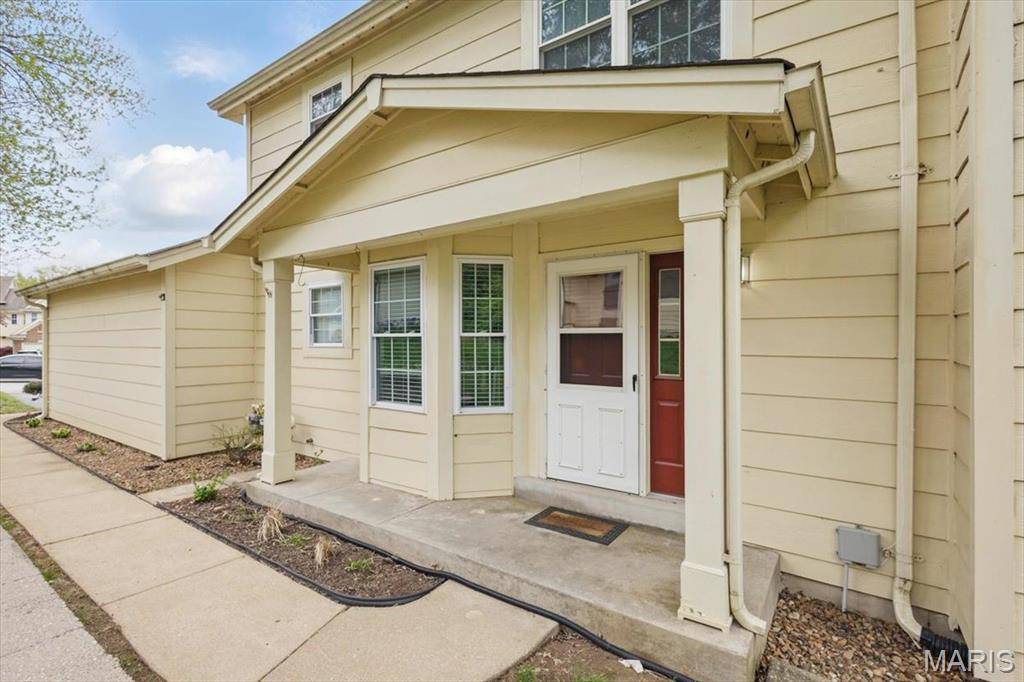 Maryland Heights, MO 63043,12109 Autumn Lakes DR