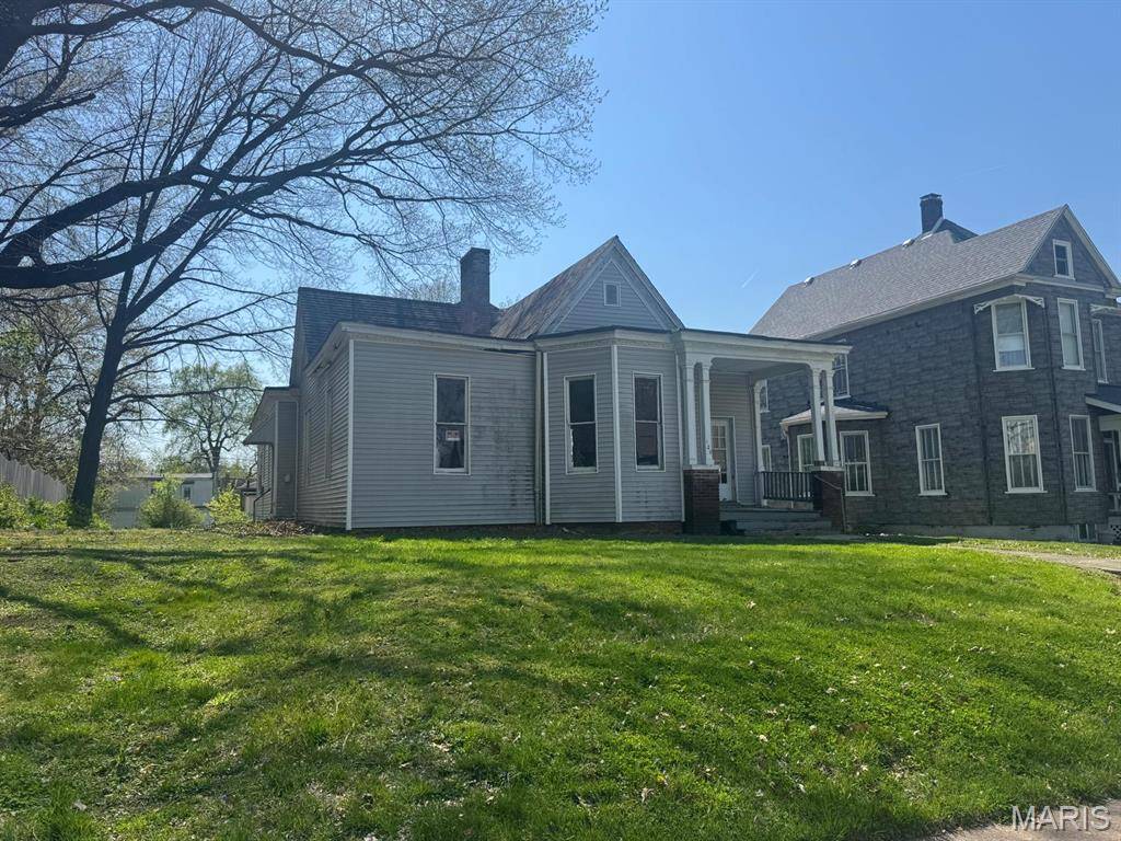 Belleville, IL 62220,129 N Pennsylvania AVE