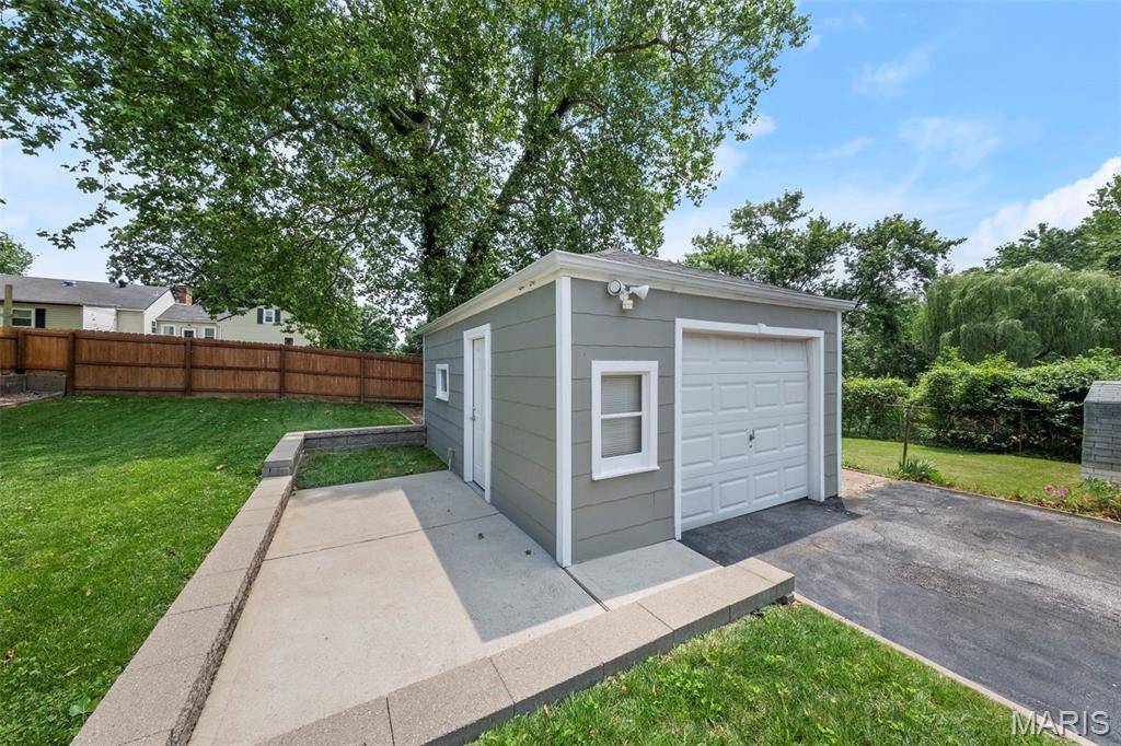 St Louis, MO 63123,7920 La Belle ST