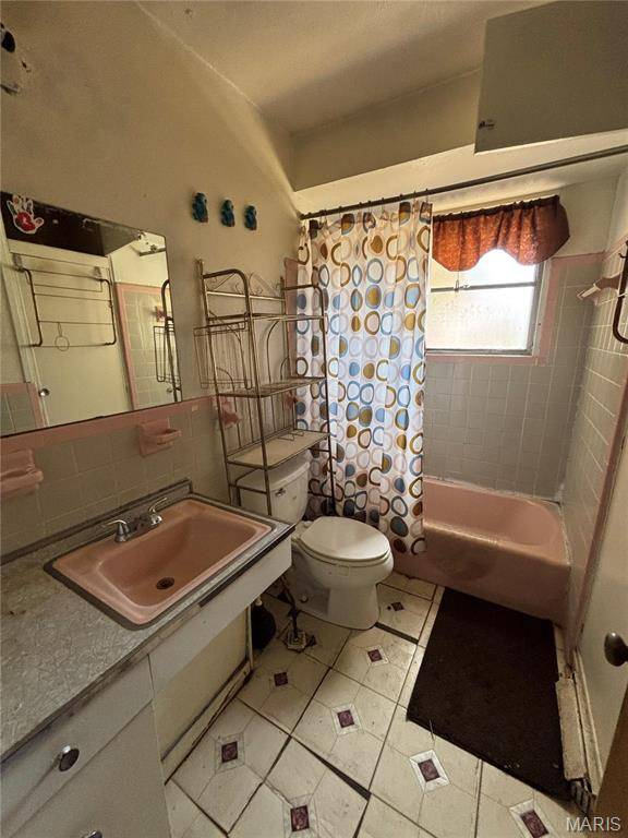 St Louis, MO 63136,2206 Berwyn DR