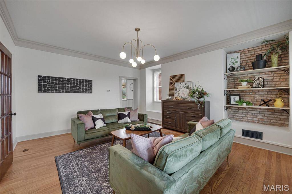 St Charles, MO 63301,713 N 3rd ST