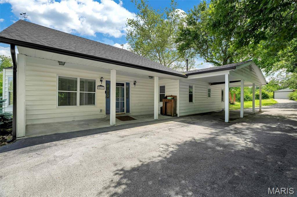 Pacific, MO 63069,5837 Hill View DR