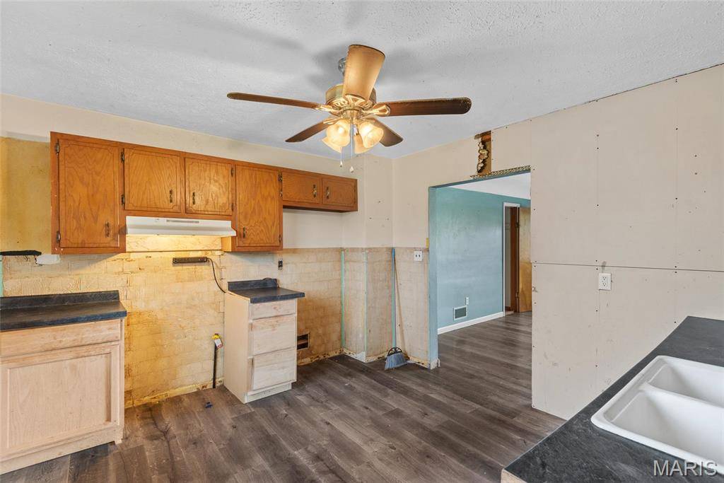 Moro, IL 62067,209 Sterling DR