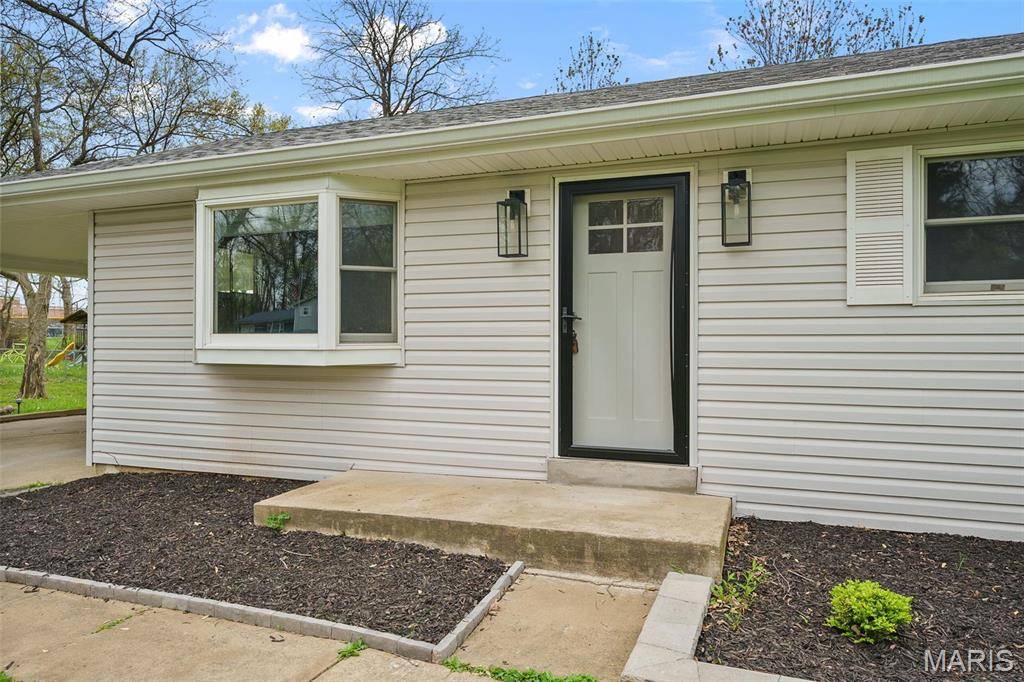 St Charles, MO 63304,1399 Valli LN