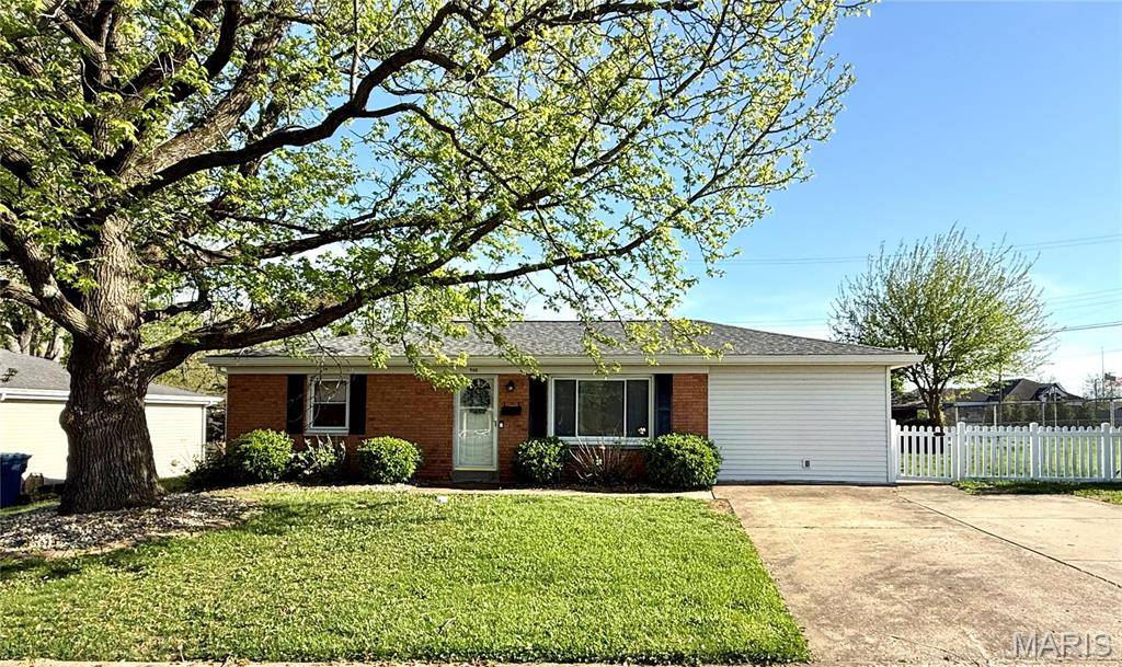 Edwardsville, IL 62025,408 Princeton AVE