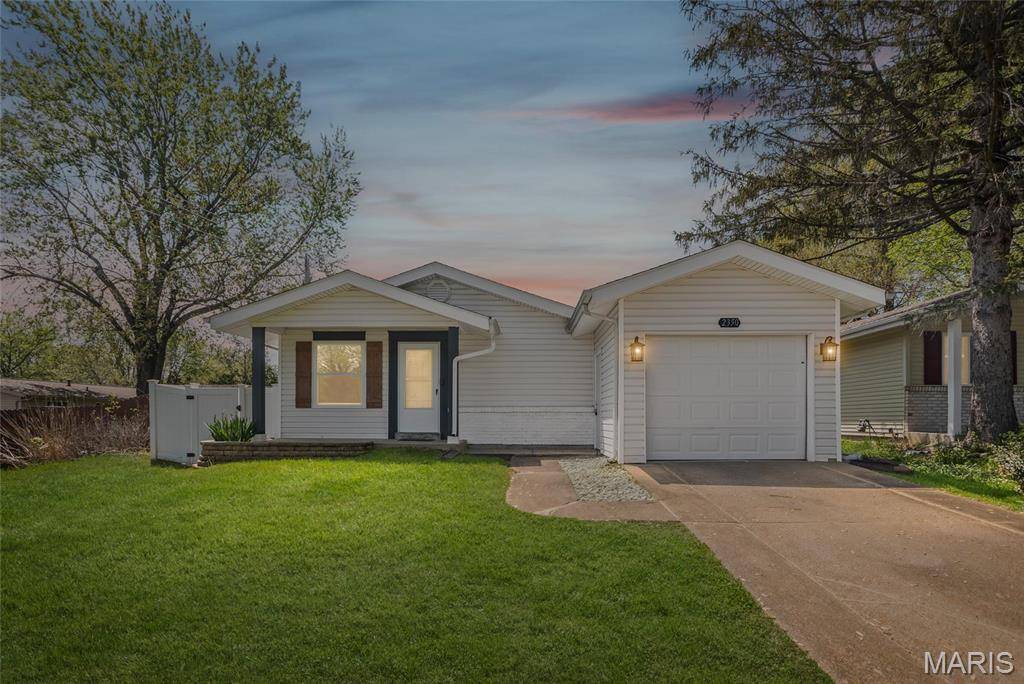 Florissant, MO 63031,2350 Lindsay LN