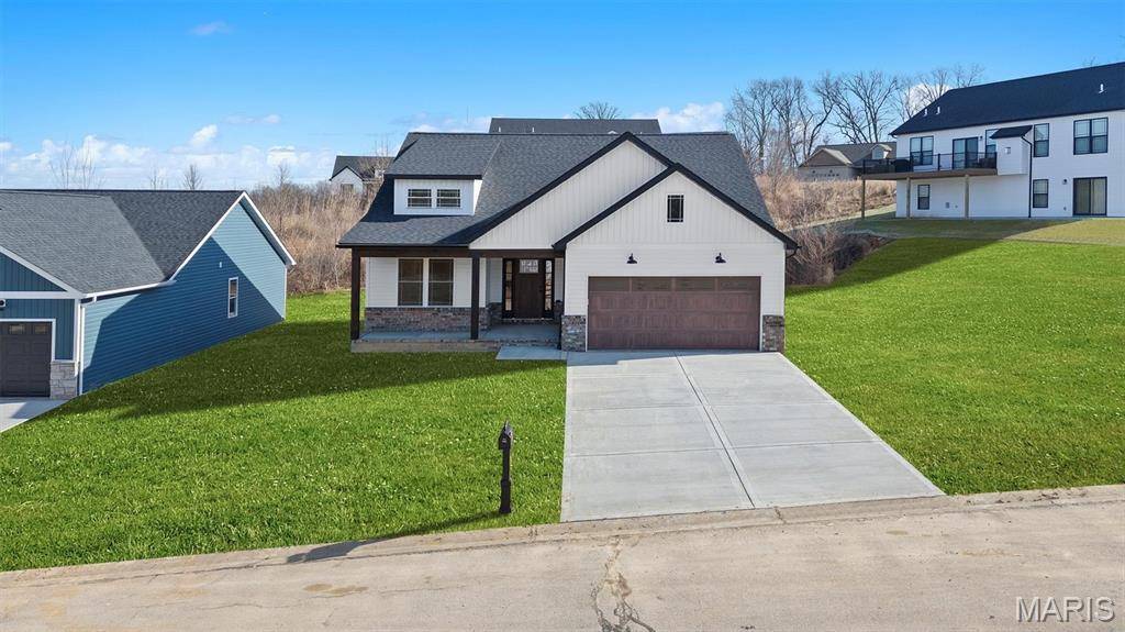 Caseyville, IL 62232,908 Half Moon LN