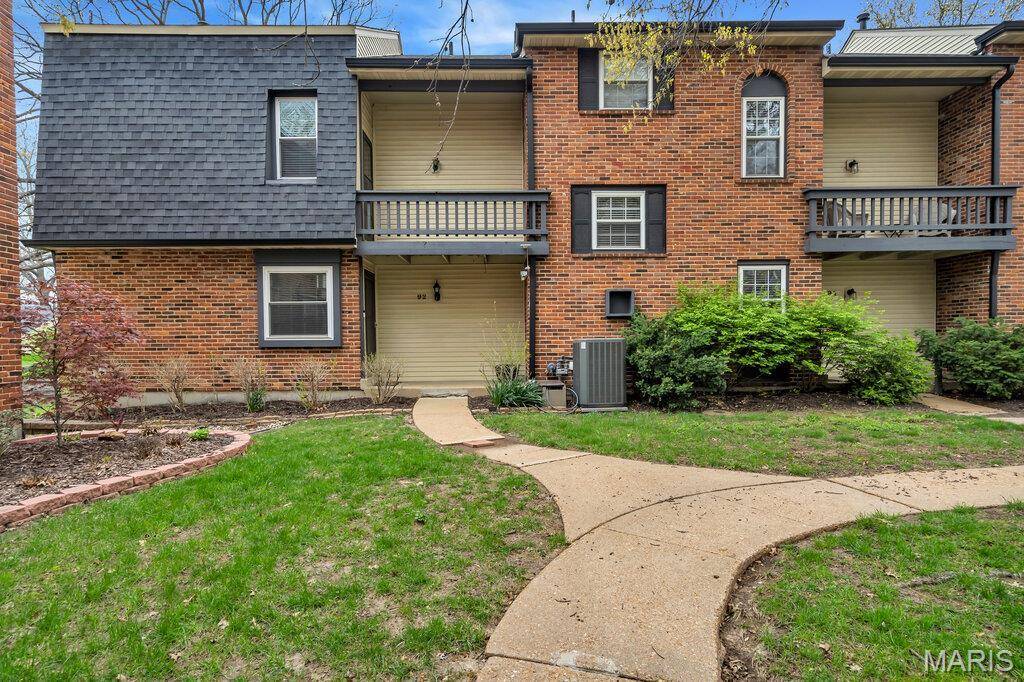 Chesterfield, MO 63017,92 Conway Cove DR