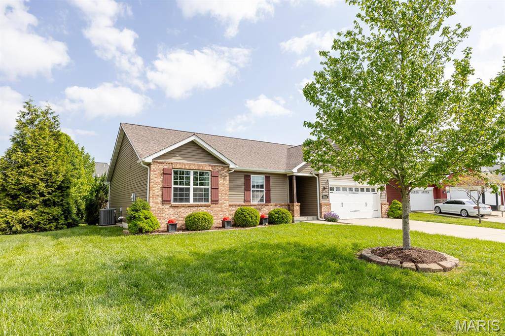 Mascoutah, IL 62258,415 Turquoise CT