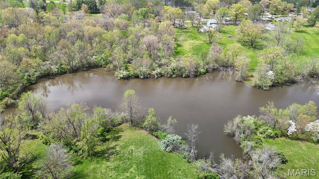 Alton, IL 62002,0 Wenzel RD