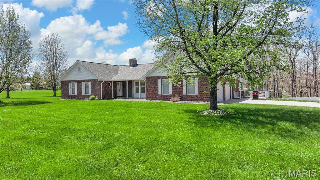 Warrenton, MO 63383,20731 Columbine DR