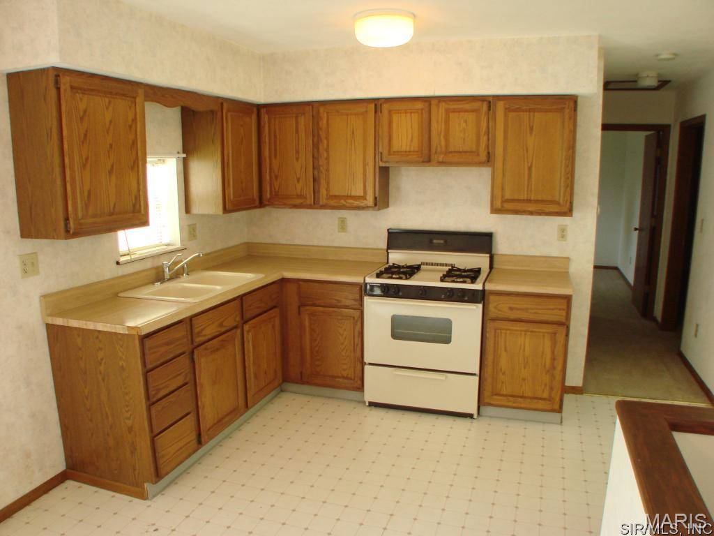 Smithton, IL 62285,101 S HIGH ST S