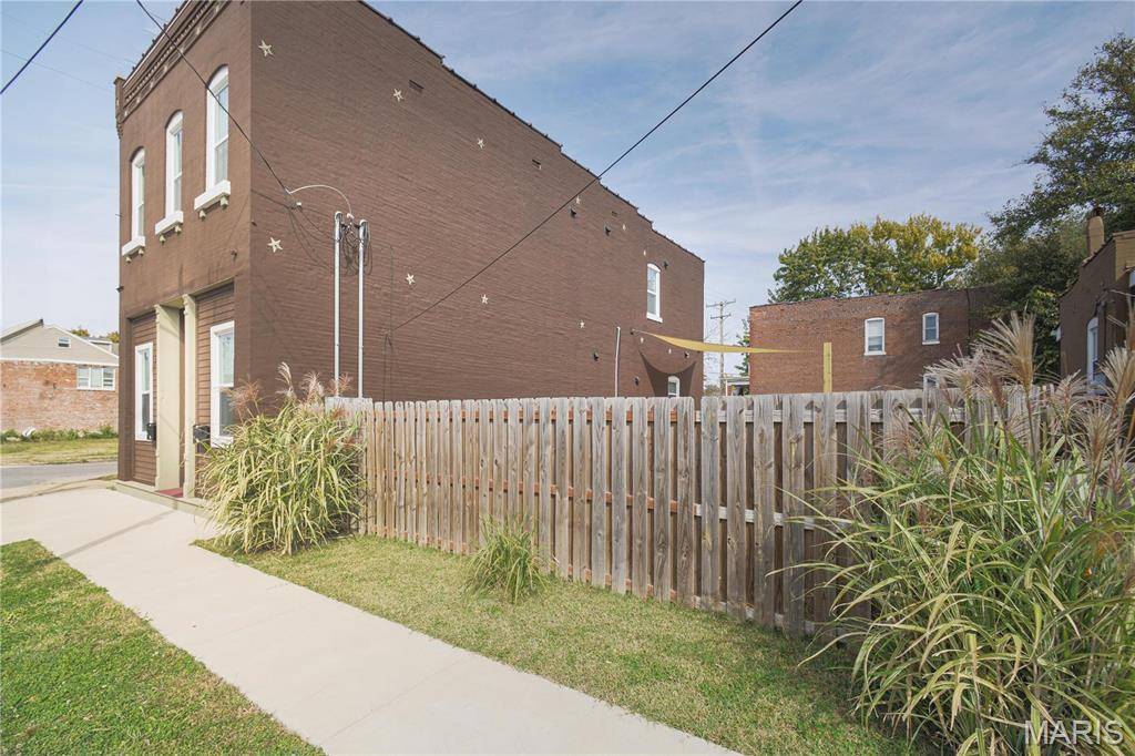 St Louis, MO 63111,125 W Steins ST
