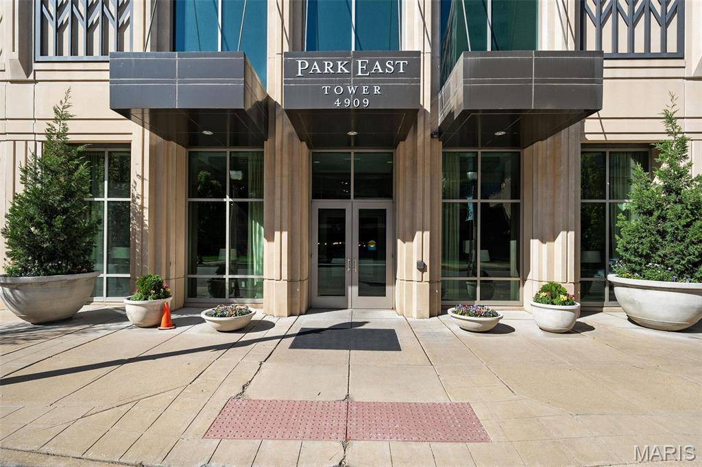 St Louis, MO 63108,4909 Laclede AVE #805