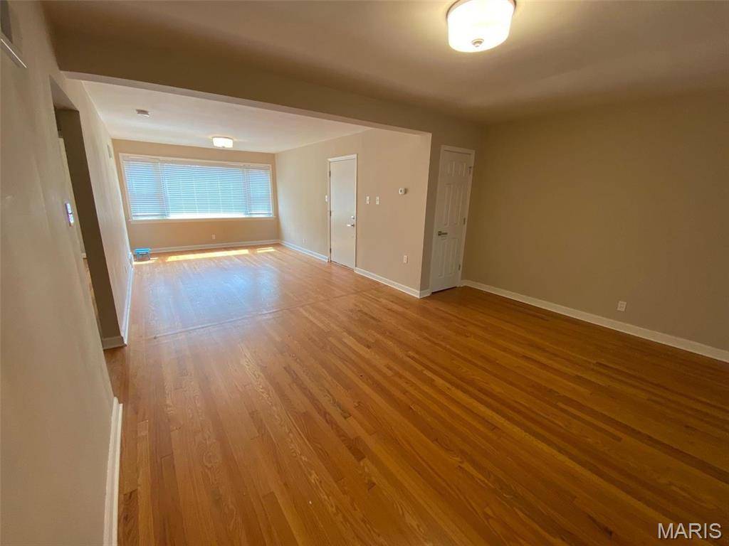 University City, MO 63130,7353 Delmar BLVD #2E