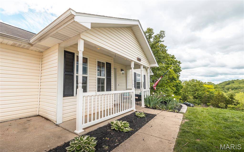 St Robert, MO 65584,104 Crosscut RD