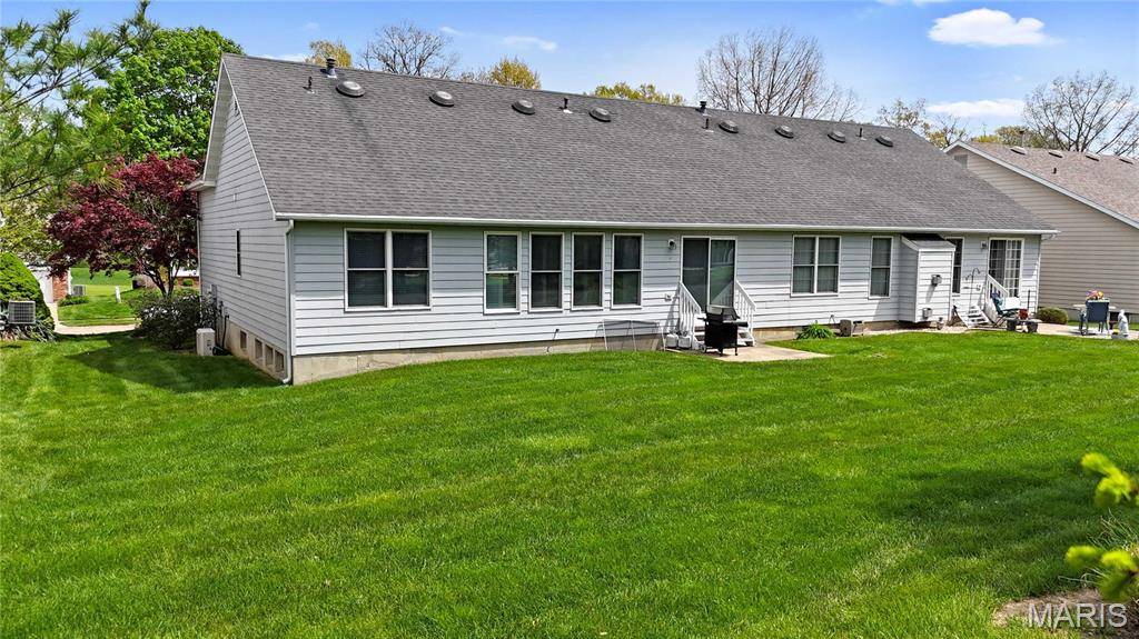 Fairview Heights, IL 62208,7411 Timberpoint CT