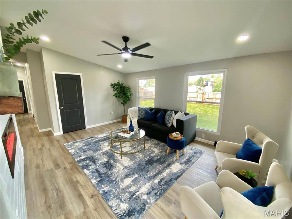 Godfrey, IL 62035,5323 Lynwood CT