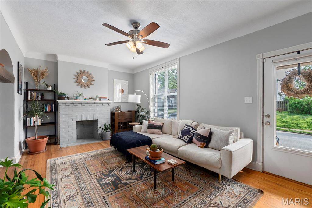 St Louis, MO 63116,4267 Humphrey ST