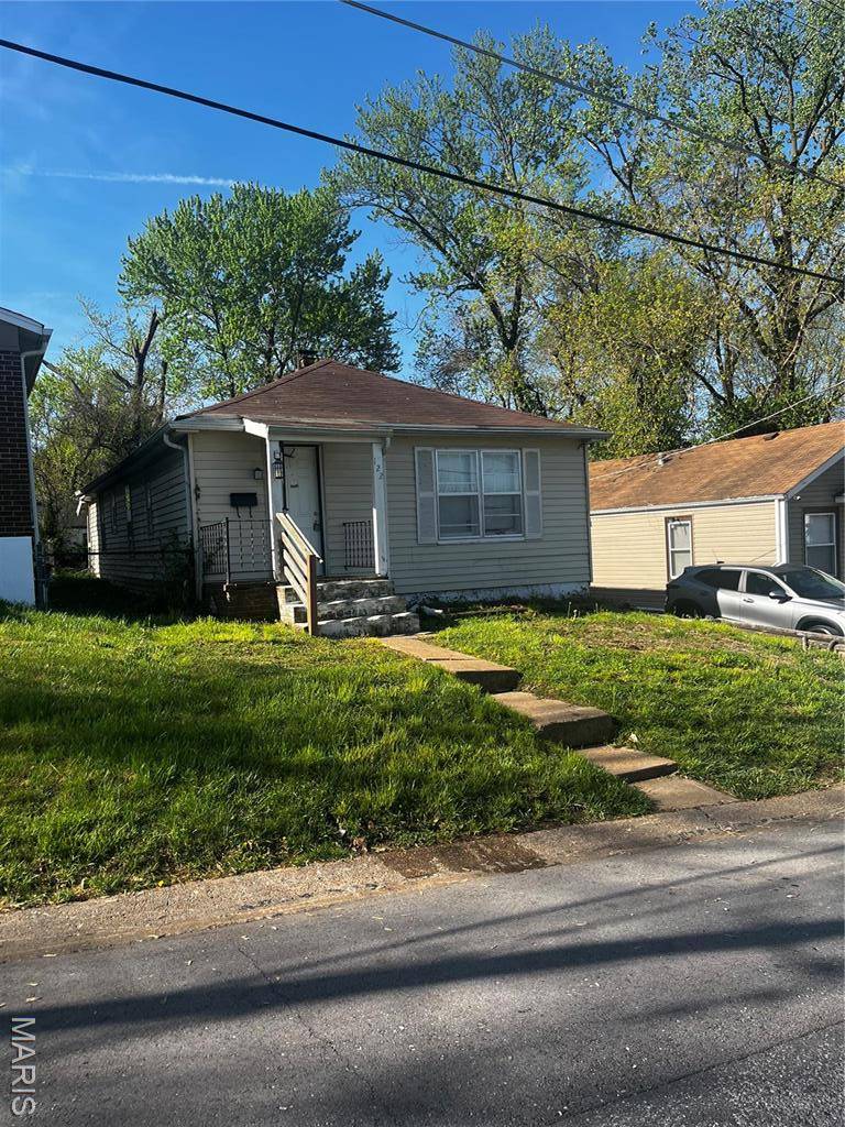 Ferguson, MO 63135,122 Fermo AVE
