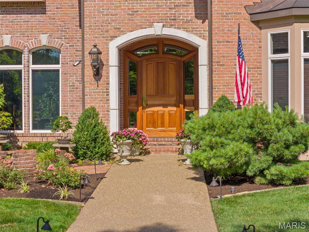 St Louis, MO 63131,7 Bridle LN