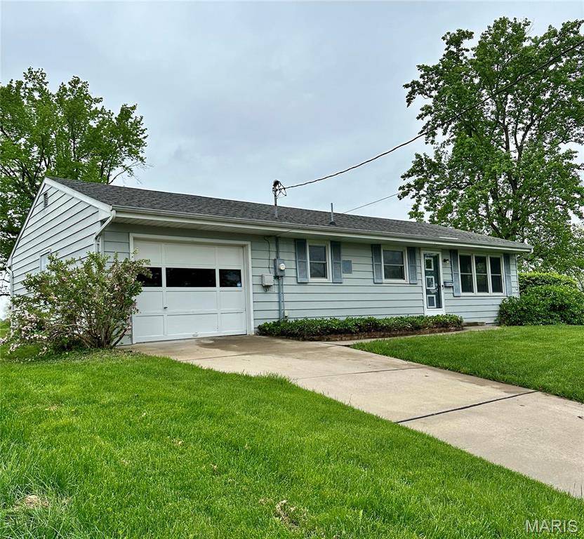 Union, MO 63084,409 Crestview DR