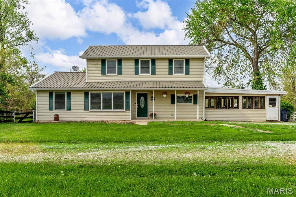 Winfield, MO 63389,2603 E Highway 47