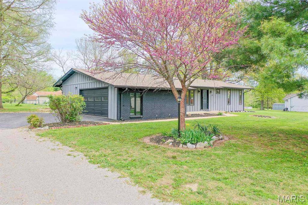 Godfrey, IL 62035,19 Ruth Ann DR