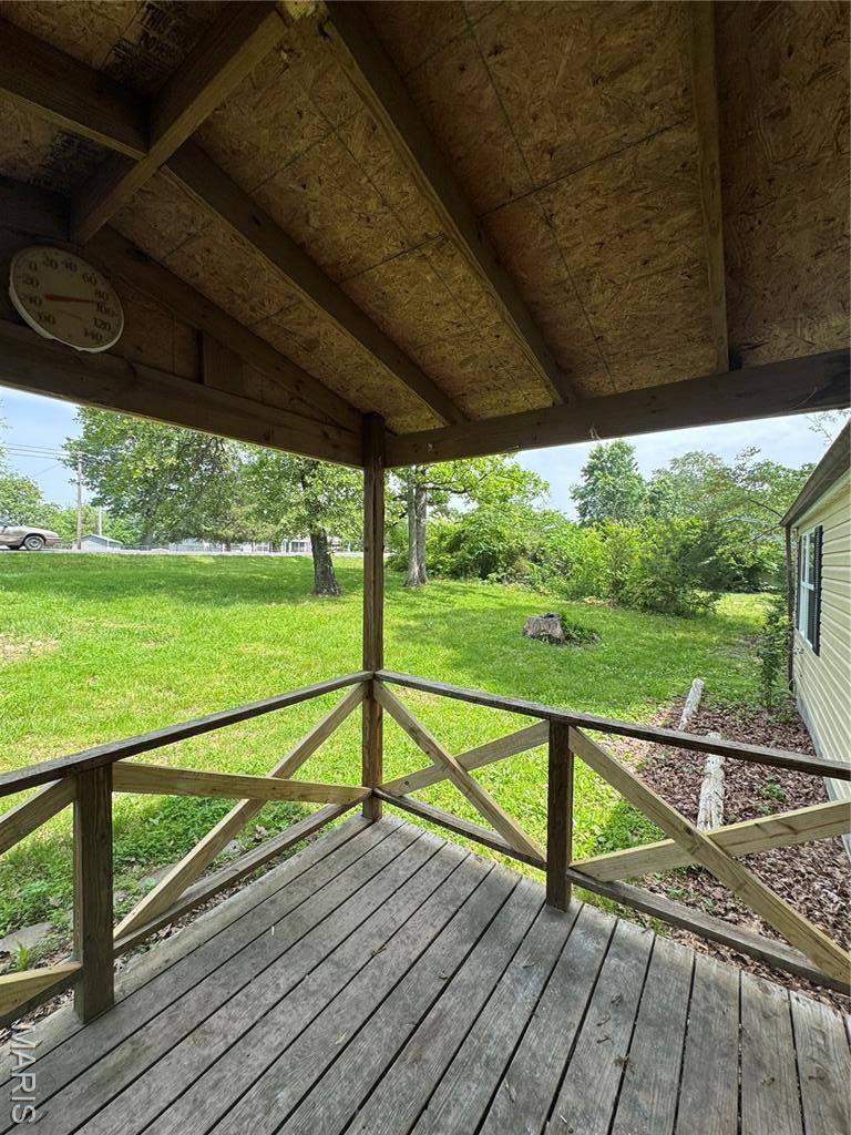 Dixon, MO 65459,21275 Highway 28