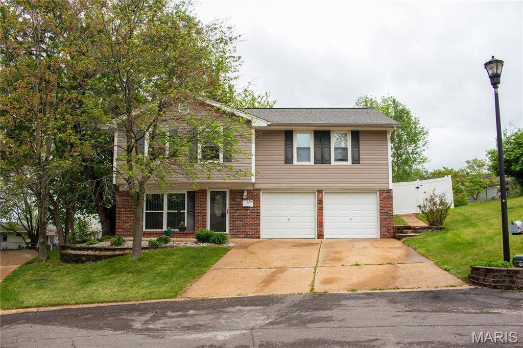 High Ridge, MO 63049,2316 Nantucket CT