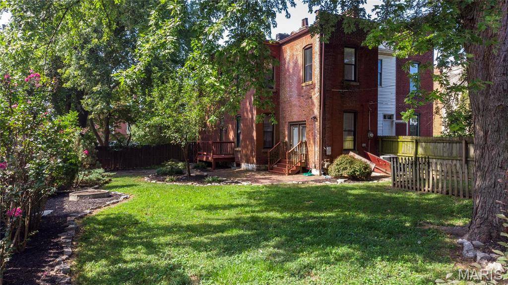 St Louis, MO 63104,1703 Carroll ST