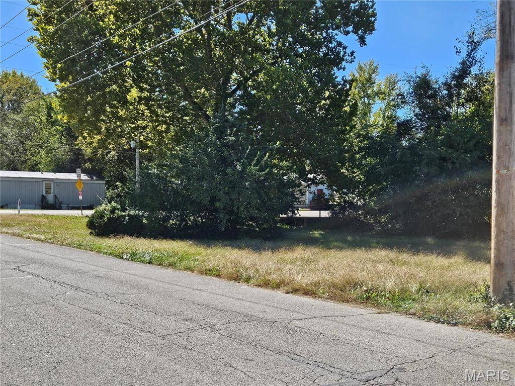 Salem, MO 65560,307 N Park AVE #301,303,305,307